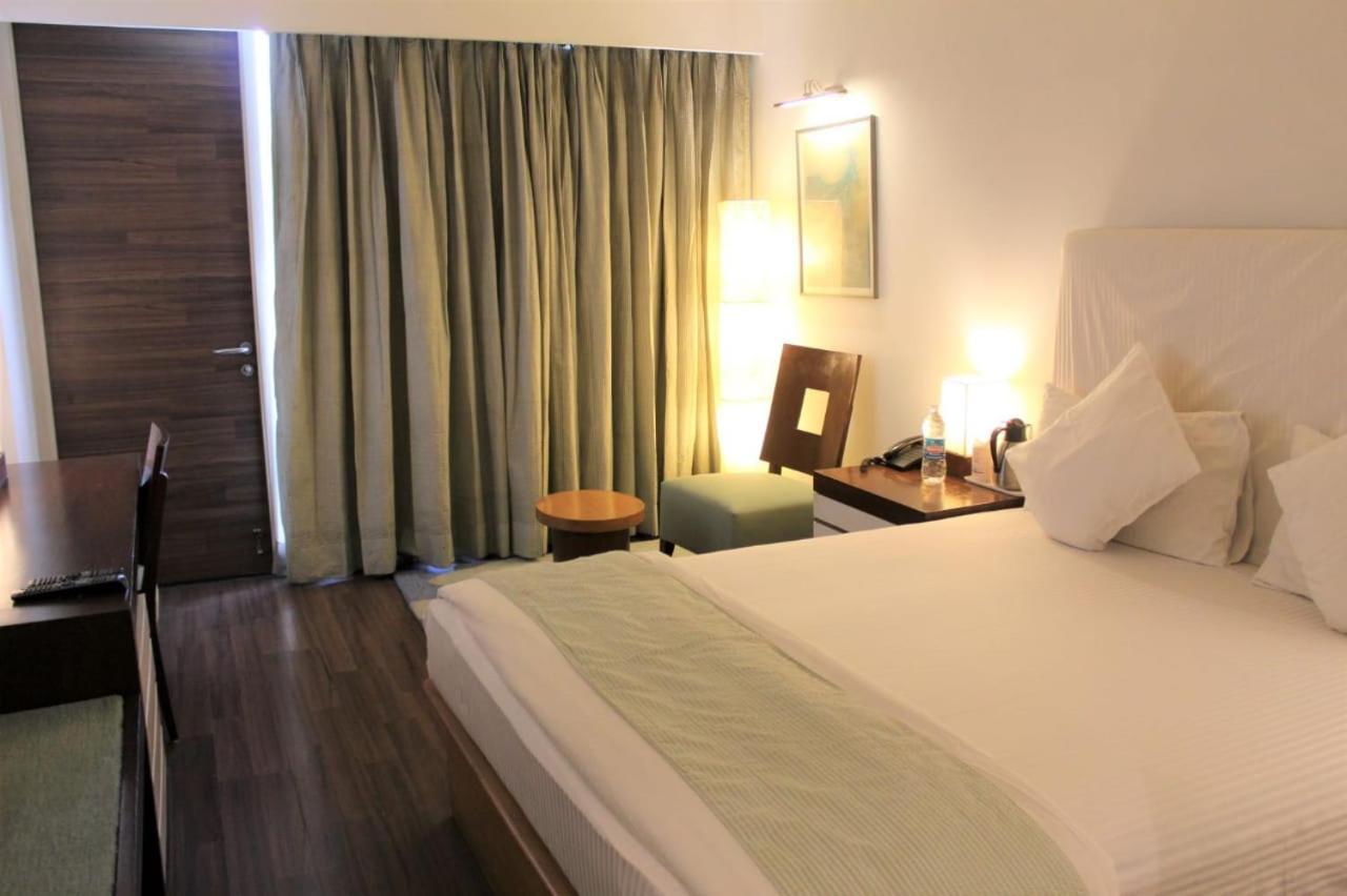 Kartikay Hotel Hisar Экстерьер фото