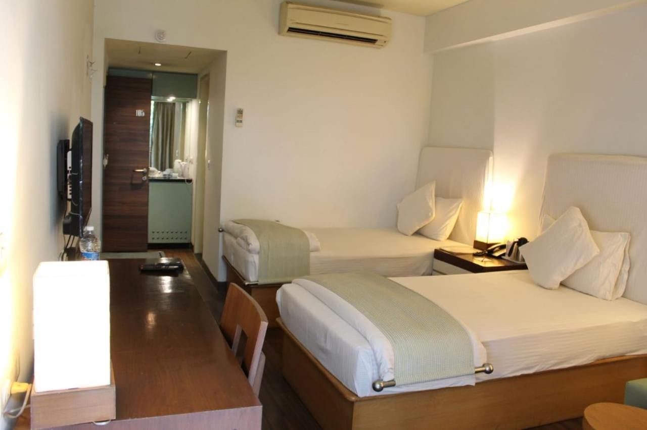 Kartikay Hotel Hisar Экстерьер фото