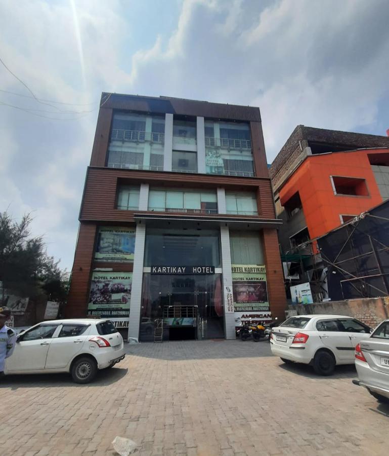Kartikay Hotel Hisar Экстерьер фото